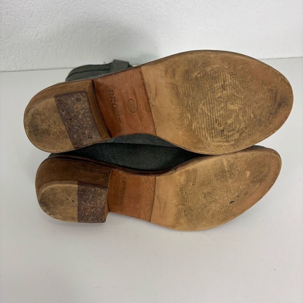 Bronx Grey Suede Tall Low Heel Western Pull On Boots - Picture 8 of 9